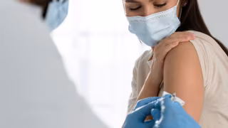 Estudo prioriza vacina contra herpes-zóster e outros remédios já aprovados para investigar efeito no Alzheimer