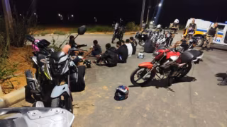 Sete motociclistas são detidos por realizar “grau” e tentar fugir da PM em Timóteo