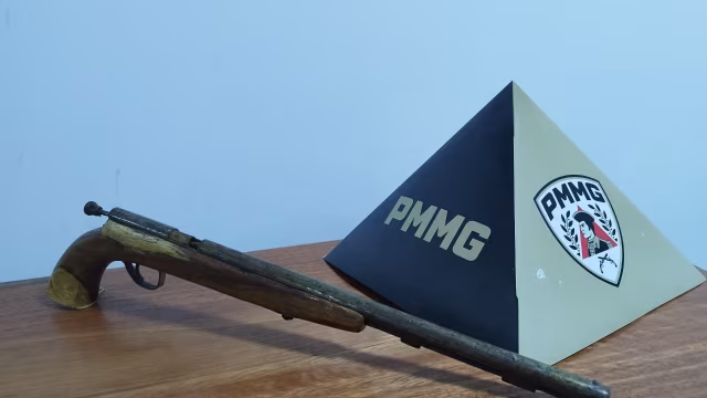 Homem é preso com garrucha artesanal em comércio às margens da LMG-758, em Açucena