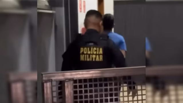 “Faz a gulosa”: homem é preso após apalpar colega em alojamento de fazenda