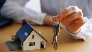 Mercado imobiliário fecha 2025 com recorde de lançamentos e alta nas vendas, apesar do crédito caro