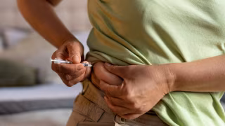 'Achei que ia morrer':  mulher relata efeitos graves após comprar caneta emagrecedora online sem avaliação médica