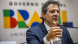 Haddad diz que se sente satisfeito ao ser lembrado como quem “taxou o andar de cima”
