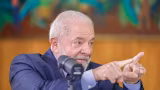 Pesquisa mostra brasileiros divididos sobre situação financeira no governo Lula