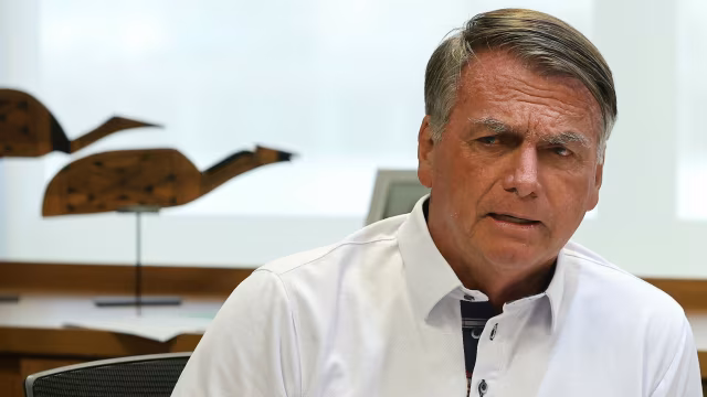 Defesa diz ao STF que saúde de Bolsonaro piorou na prisão e pede laudo da PF com urgência