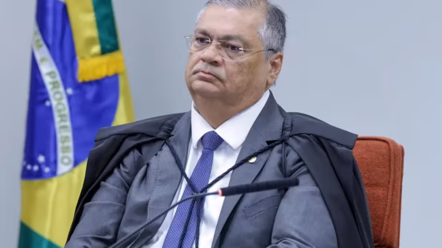 O que são os ‘penduricalhos’ suspensos por Flávio Dino: de auxílio-peru a auxílio-iPhone