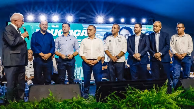 Em Mauá, Lula ironiza PL, critica adversários e compara repasses com era Bolsonaro