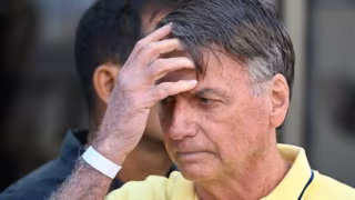 STM dá 10 dias para Bolsonaro apresentar defesa em processo que pode cassar patente militar