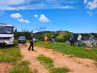 Prefeitura de Ipatinga impede ocupação irregular e recupera área pública no Morro do Cruzeiro