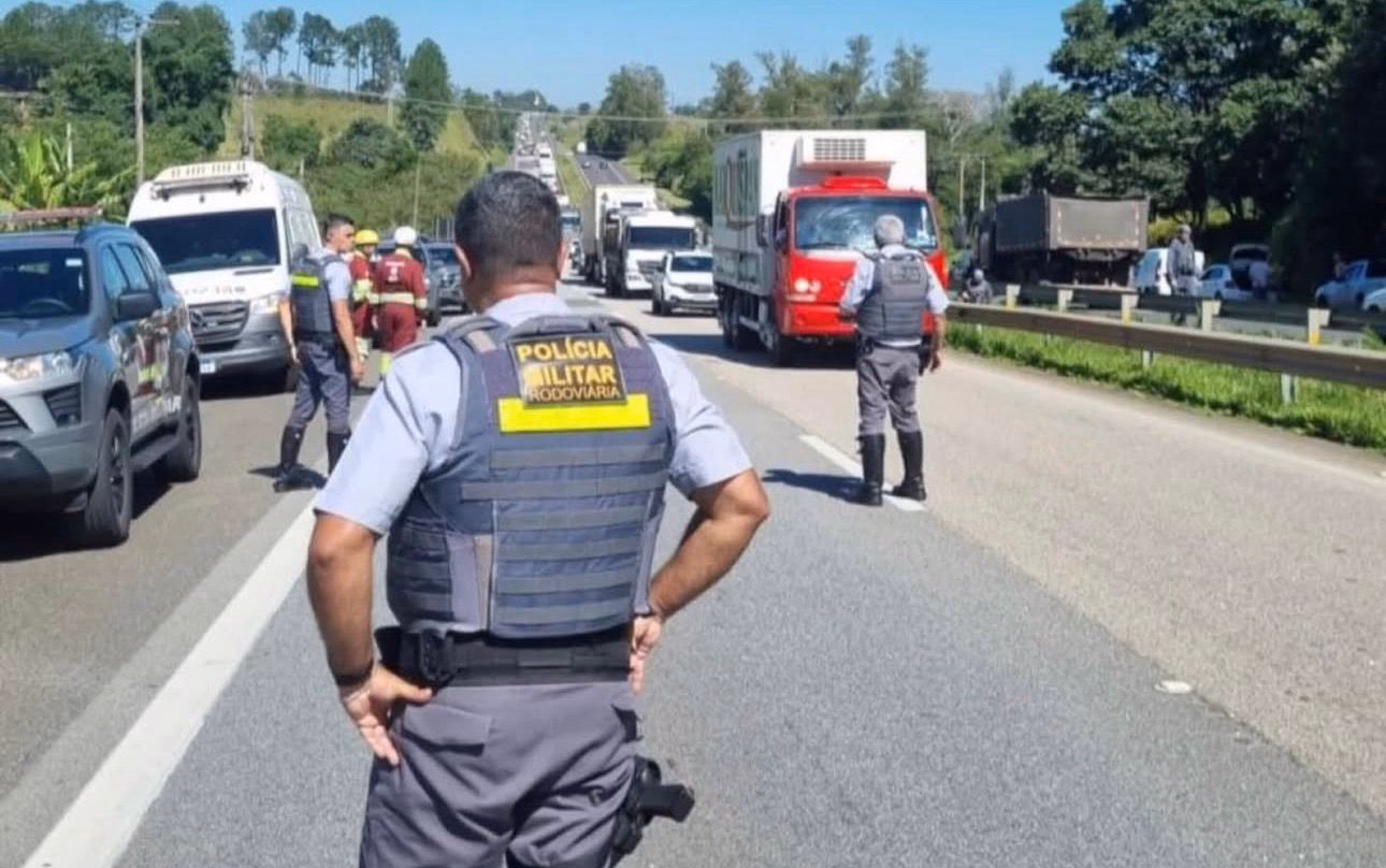 Os bandidos portavam fuzis