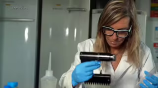 Polilaminina da UFRJ viraliza como “cura” para lesão na medula, mas especialistas pedem cautela