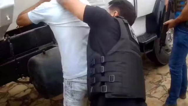 Professor de matemática é preso suspeito de abusar de alunas em escola municipal na Bahia