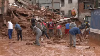 Governo anuncia compra de imóveis e crédito para atingidos por chuvas na Zona da Mata