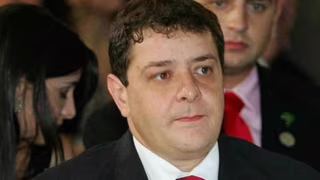 Viagem no mesmo voo de Lulinha e ‘Careca do INSS’ aumenta pressão por diligências na CPMI