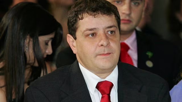 Reportagens apontam que Lula transferiu mais de R$ 720 mil em repasses a Lulinha