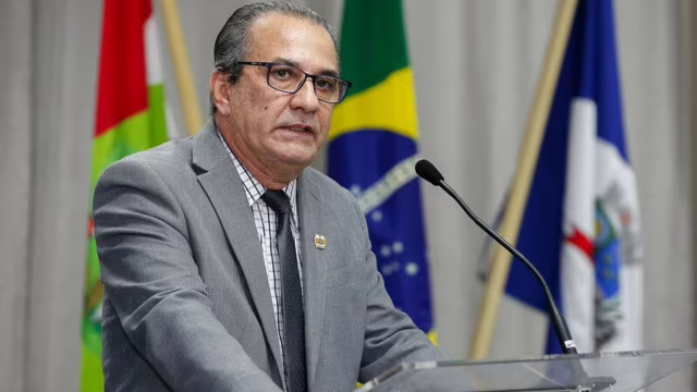 Moraes vota para tornar Silas Malafaia réu por injúria e calúnia no STF