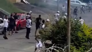Vídeos mostram briga entre torcidas de Cruzeiro e Atlético