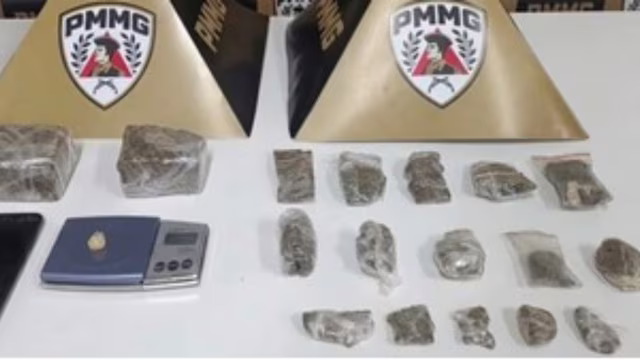 Jovem de 18 anos é preso por tráfico de drogas  após denúncia em Coronel Fabriciano