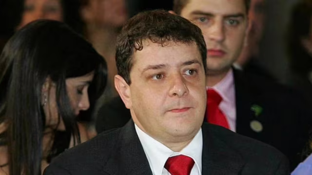 Exposição de ‘milhões’ na conta de Lulinha abre nova frente de desgaste para Lula em meio à CPMI do INSS