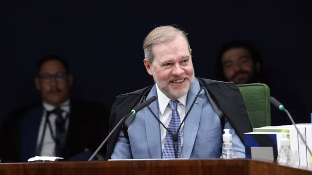 Toffoli se declara suspeito e deve ficar fora de processos futuros sobre o Banco Master no STF