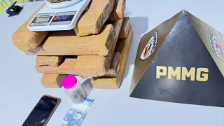 Casal é preso com 10 barras de maconha durante ação da PM em Ipatinga