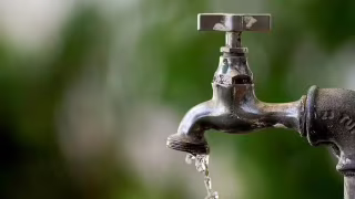 Governo de SP mantém pressão da água reduzida por 10 horas à noite na Grande São Paulo