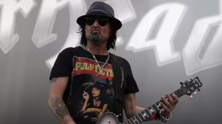 Phil Campbell, ex-guitarrista do Motörhead, morre aos 64 anos
