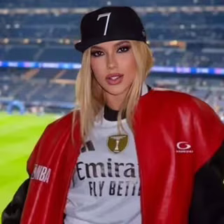 Virginia Fonseca aparece em closet atribuído a Vini Jr. e foto viraliza nas redes