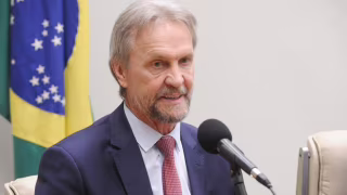 PT defende reestatização da BR Distribuidora e articula comissão para fiscalizar preço dos combustíveis