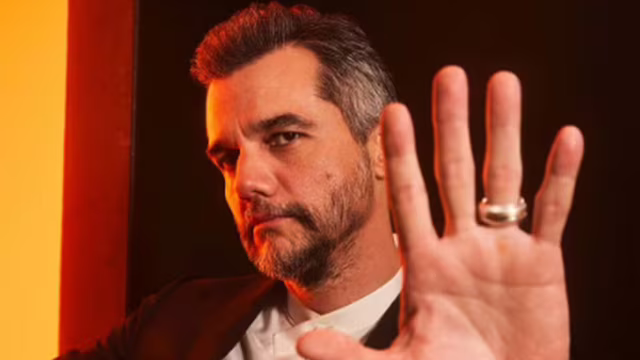 Academia do Oscar posta foto de Wagner Moura e recebe onda de comentários de brasileiros