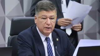 Frase “Em qualquer país sério, Moraes estaria afastado do cargo” circula e é atribuída a Viana, mas ligação segue sem confirmação