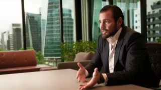 Entenda por que Vorcaro teria passado 3 dias com a luz acesa na prisão