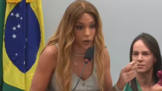 Primeira sessão presidida por Erika Hilton na comissão tem bate-boca e acusações de transfobia