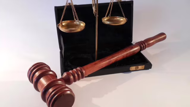 Homem é condenado por publicar imagens íntimas da ex sem consentimento em MG