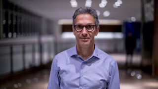 Zema renuncia e Mateus Simões assume o governo de Minas neste domingo (22/3)