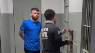 Tiago Santineli é levado à delegacia após confusão na porta de teatro em BH