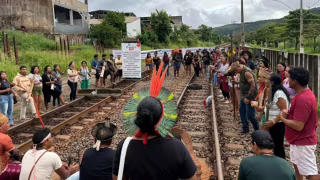 Viagem do trem de passageiros na Vitória a Minas segue suspensa nesta quarta-feira