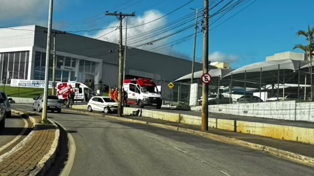 Jovem de 26 anos é morto a tiros enquanto dirigia, em João Monlevade