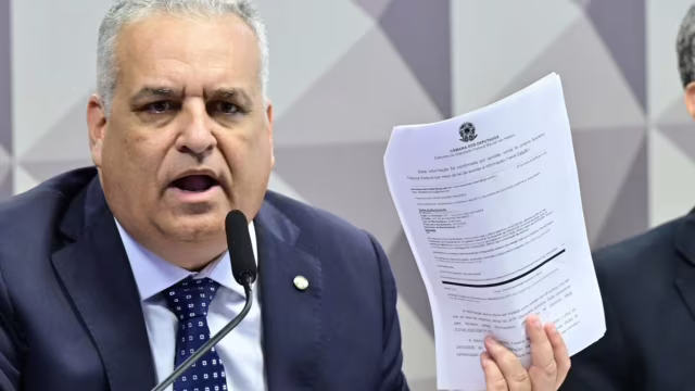 Relator da CPMI do INSS pede indiciamento de 216 e cita Lulinha em parecer final