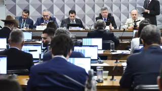 Relatório final da CPMI do INSS cita Lulinha como ‘facilitador’ de acesso de investigados ao governo