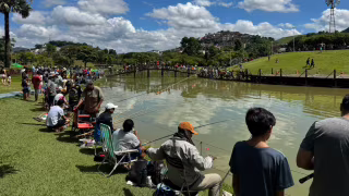 Tradição e competição marcam o Pescando no Parque; veja entrevista com pescador campeão