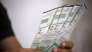 Aneel mantém bandeira verde e evita aumento na conta de energia em abril