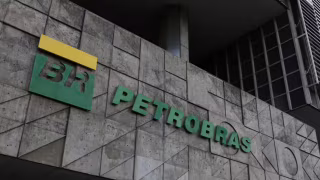 Petrobras eleva em cerca de 55% o preço do querosene de aviação para distribuidoras em abril