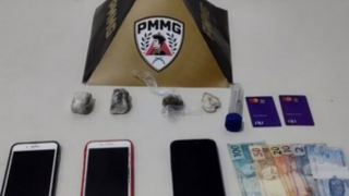 PM detém casal por tráfico de drogas e apreende maconha após perseguição em Santana do Paraíso