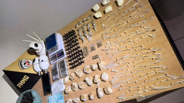 Dois irmãos são presos e PM apreende grande quantidade de drogas próximo ao Vale do Aço