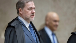 Escândalo do Banco Master impulsiona novos pedidos de impeachment contra Moraes e Toffoli no Senado