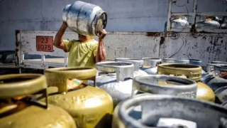 Lula diz que vai cancelar leilão de gás de cozinha da Petrobras após alta de preços