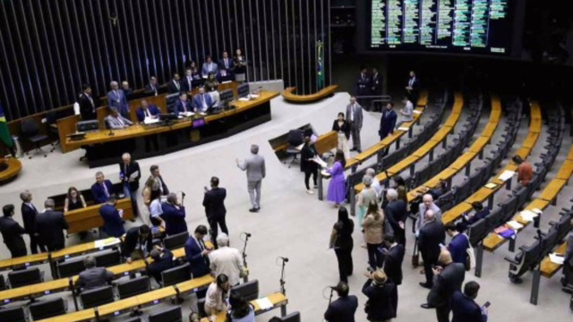 PL assume liderança da bancada de Minas na Câmara durante janela partidária