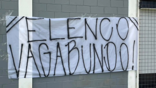 Gaviões da Fiel protesta no CT e cobra elenco do Corinthians após nove jogos sem vitória