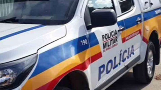 Homem é preso após ameaçar companheira e colocar filha de 1 ano em risco em Fabriciano